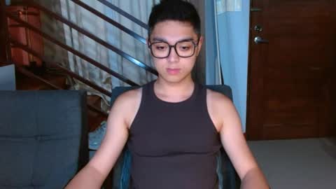 Snapshot of bigshowforyouxx chatting on 06/16/26, 02:09 Jay online show from 06/16/26, 02:09
