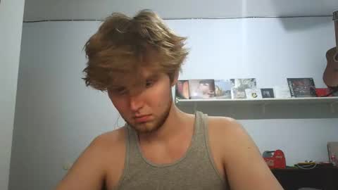 bigskinnyboyshh online show from 05/03/26, 03:34