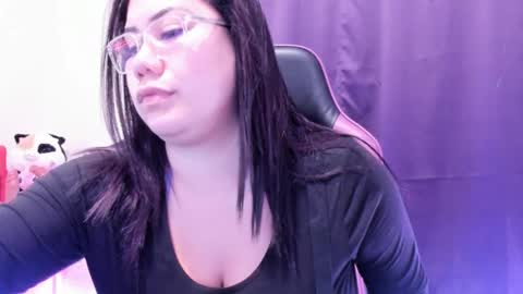 Snapshot of bigt3ti chatting on 01/05/25, 02:27  Nubia  online show from 01/05/25, 02:27