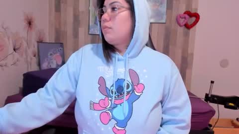 Snapshot of bigt3ti chatting on 10/31/25, 07:53  Nubia  online show from 10/31/25, 07:53