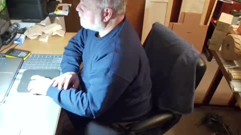 Snapshot of bigthump9999 chatting on 02/28/25, 11:56 bigthump9999 online show from 02/28/25, 11:56