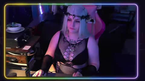 Snapshot of bigtiddygothxx chatting on 03/09/26, 08:40 Lealithhh online show from 03/09/26, 08:40