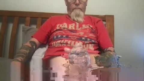 Bigwhitedickdaddy and BabyCakes online show from 01/07/25, 11:37