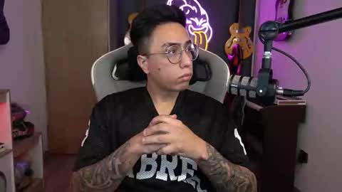 Snapshot of bigxboy96 chatting on 11/07/25, 07:19 bigxboy96 online show from 11/07/25, 07:19