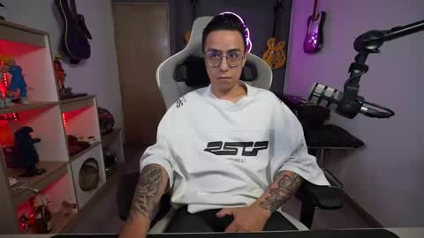 Snapshot of bigxboy96 chatting on 01/10/26, 03:30 bigxboy96 online show from 01/10/26, 03:30