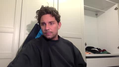 bikdig1 online show from 12/11/24, 08:18