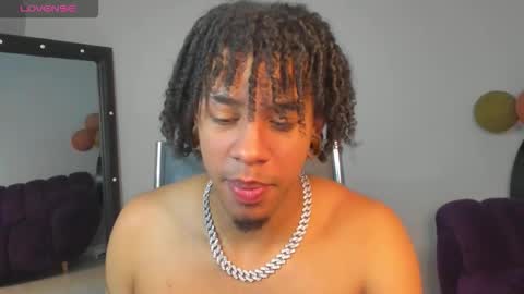 Sebas online show from 12/01/25, 01:27