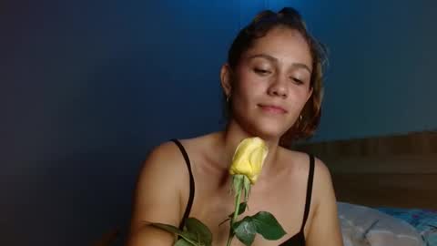 Snapshot of biki_sensual chatting on 03/08/25, 02:12 hi  soy   natural girl biki online show from 03/08/25, 02:12