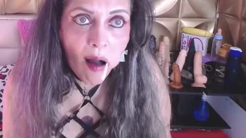 Biky Hot online show from 01/21/25, 10:51