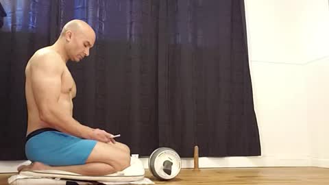 Snapshot of bilie11 chatting on 12/16/25, 06:35 Bilie online show from 12/16/25, 06:35