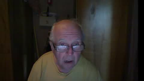 Snapshot of bill_25061 chatting on 06/13/26, 05:11 bill_25061 online show from 06/13/26, 05:11