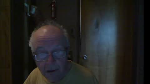 Snapshot of bill_25061 chatting on 06/17/26, 01:34 bill_25061 online show from 06/17/26, 01:34