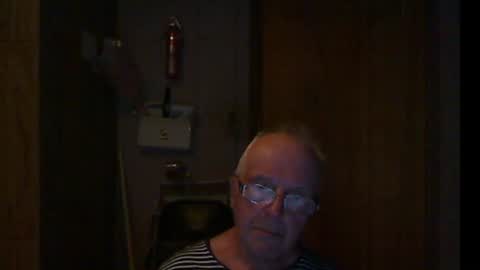 Snapshot of bill_25061 chatting on 07/11/26, 01:41 bill_25061 online show from 07/11/26, 01:41