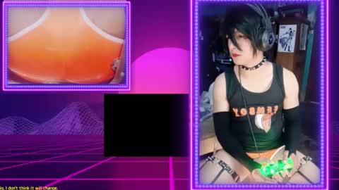 Snapshot of billie_cross_ chatting on 12/14/25, 08:09 billie_cross_ online show from 12/14/25, 08:09