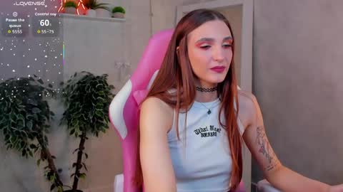 Snapshot of billie_simmons chatting on 05/18/26, 09:26 Alisha online show from 05/18/26, 09:26