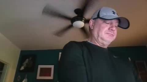 billjames55 online show from 04/22/26, 01:56