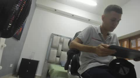 Snapshot of billy__coogan chatting on 05/21/26, 01:51 billy__coogan online show from 05/21/26, 01:51