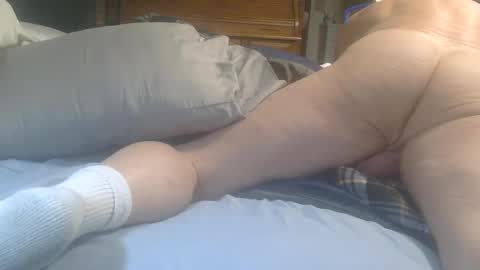 Snapshot of billyhuey12 chatting on 02/13/25, 05:58 NUMROUNO MACK online show from 02/13/25, 05:58