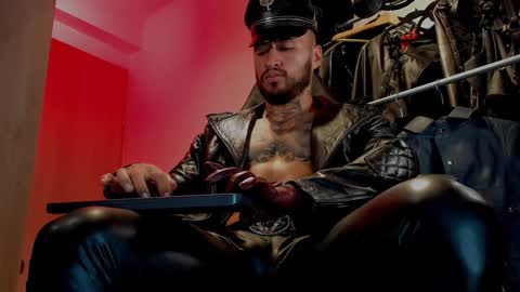 Snapshot of billymayer_ chatting on 12/16/24, 12:37 billy online show from 12/16/24, 12:37