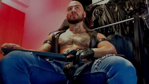 Snapshot of billymayer_ chatting on 12/20/24, 11:10 billy online show from 12/20/24, 11:10