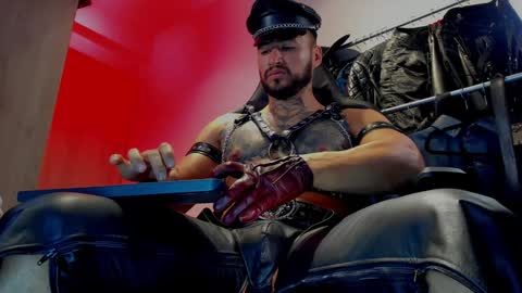 Snapshot of billymayer_ chatting on 01/17/25, 11:06 billy online show from 01/17/25, 11:06