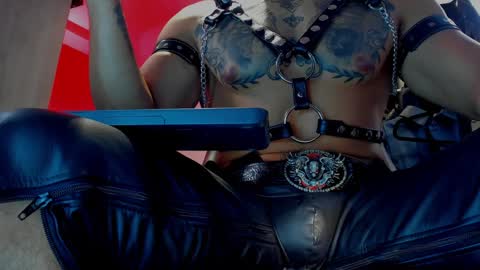 Snapshot of billymayer_ chatting on 01/17/25, 02:07 billy online show from 01/17/25, 02:07