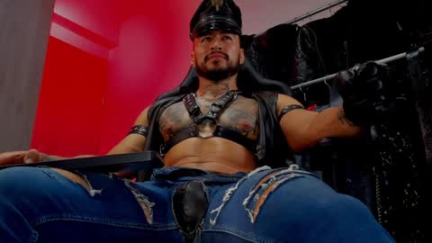 Snapshot of billymayer_ chatting on 02/06/25, 12:00 billy online show from 02/06/25, 12:00