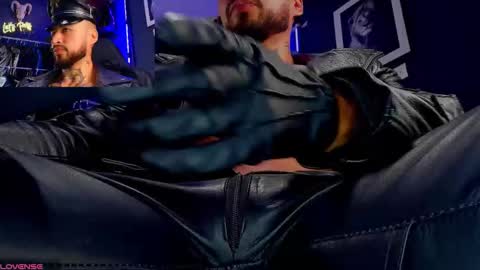 Snapshot of billymayer_ chatting on 10/12/25, 06:07 billy online show from 10/12/25, 06:07