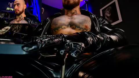 Snapshot of billymayer_ chatting on 10/30/25, 05:35 billy online show from 10/30/25, 05:35