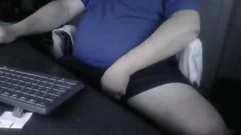 Snapshot of billymcn chatting on 12/21/25, 12:01 billymcn online show from 12/21/25, 12:01