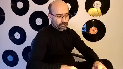 Bill online show from 02/26/25, 09:37