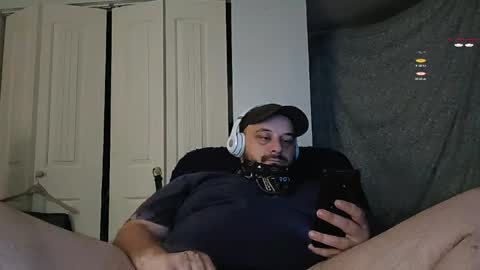 Snapshot of binkanator33 chatting on 04/18/26, 08:20 johnnydepth333 online show from 04/18/26, 08:20