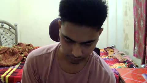 Snapshot of birbikrom104 chatting on 07/06/26, 03:03 birbikrom104 online show from 07/06/26, 03:03