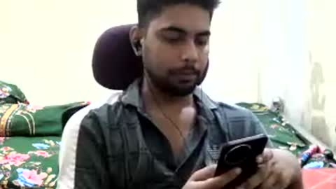 Snapshot of birbikrom104 chatting on 07/19/26, 06:17 birbikrom104 online show from 07/19/26, 06:17