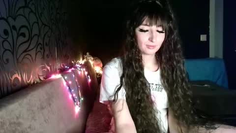 birdie_kiss online show from 02/11/26, 07:30