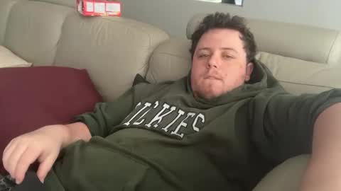 Snapshot of bisexualchubbyboy chatting on 01/16/25, 05:11 james online show from 01/16/25, 05:11