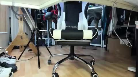 bisexualjay online show from 01/06/26, 12:53