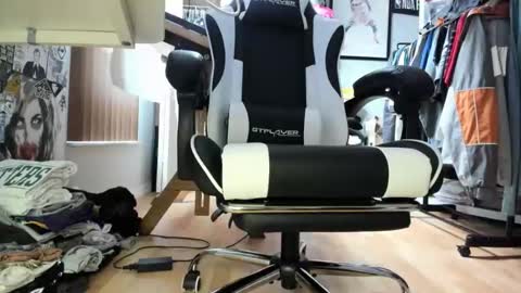 bisexualjay online show from 04/28/26, 12:32