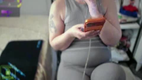 bisex woman online show from 03/11/26, 11:05