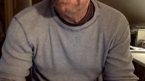 Snapshot of bisonbar chatting on 03/12/26, 02:34 BisonBar online show from 03/12/26, 02:34