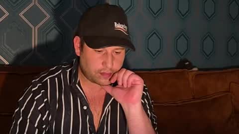 Snapshot of bitchellll chatting on 07/26/26, 06:48 Mitchell online show from 07/26/26, 06:48
