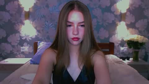 Snapshot of bitter__peach chatting on 04/24/26, 06:21 Margo online show from 04/24/26, 06:21