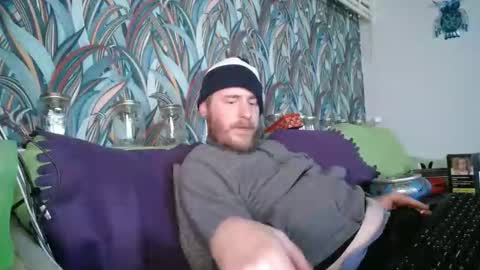 bizoukey15 online show from 10/31/25, 02:45