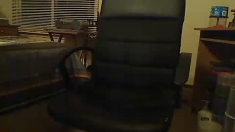 Snapshot of bjfisher chatting on 06/11/26, 02:53 bjfisher online show from 06/11/26, 02:53