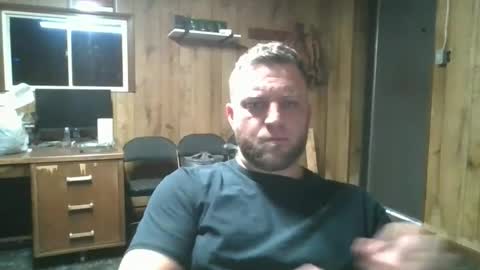 bjhancock_28 online show from 02/02/26, 07:56