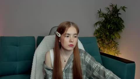 Julia online show from 02/17/25, 11:23