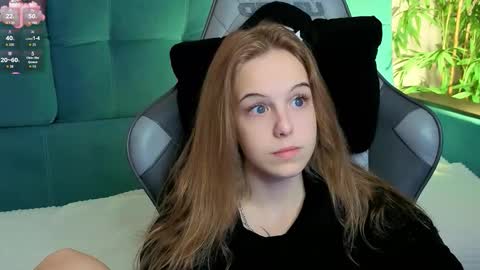 Julia online show from 09/21/25, 09:11