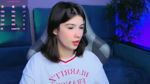 Julia online show from 05/29/26, 02:59
