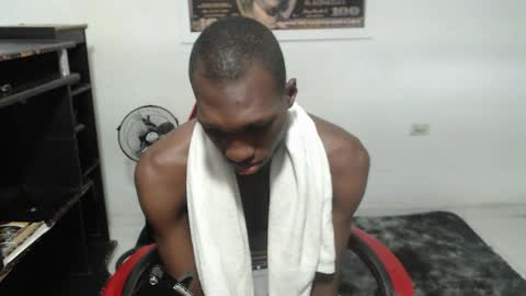 Snapshot of black30cmdick chatting on 05/27/26, 03:20 maquina online show from 05/27/26, 03:20