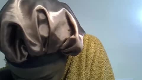 black_berry9 online show from 01/13/26, 02:50